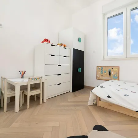 Salty Sands Apartament Krk Town